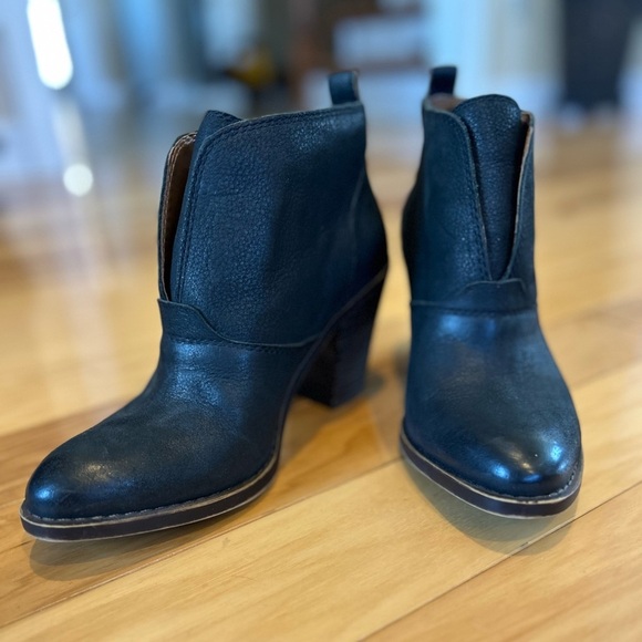 Lucky Brand Shoes - Lucky Brand Ehllen Leather Ankle Boots Booties For Women